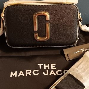 MJ Snapshot with top handle in black